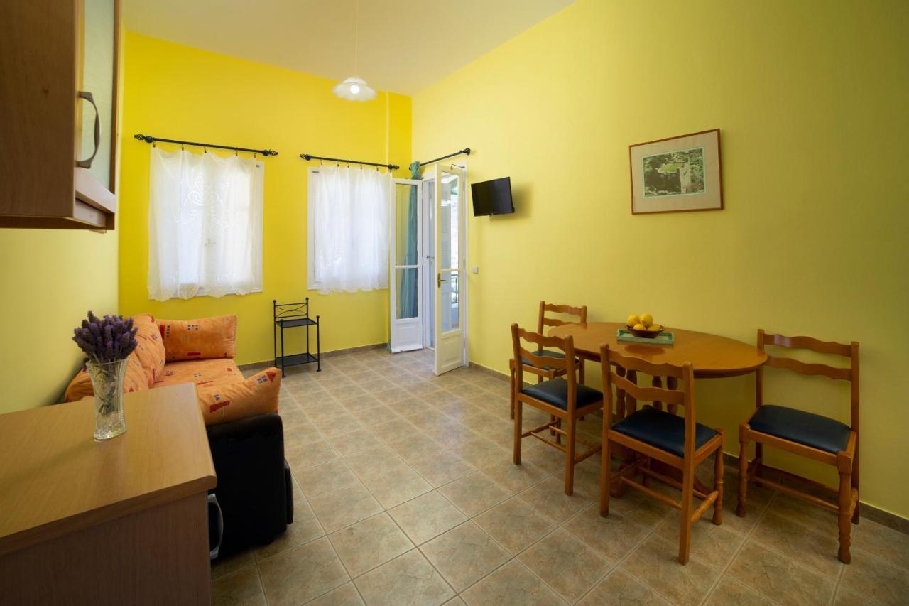 Ormos  Spertos Apartments מראה חיצוני תמונה